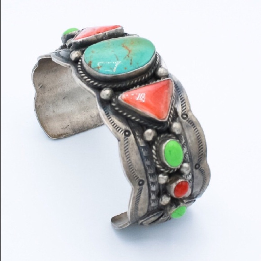 Vintage Turquoise, Shell, Gaspeite Cuff OP0120 - Picture 2 of 6